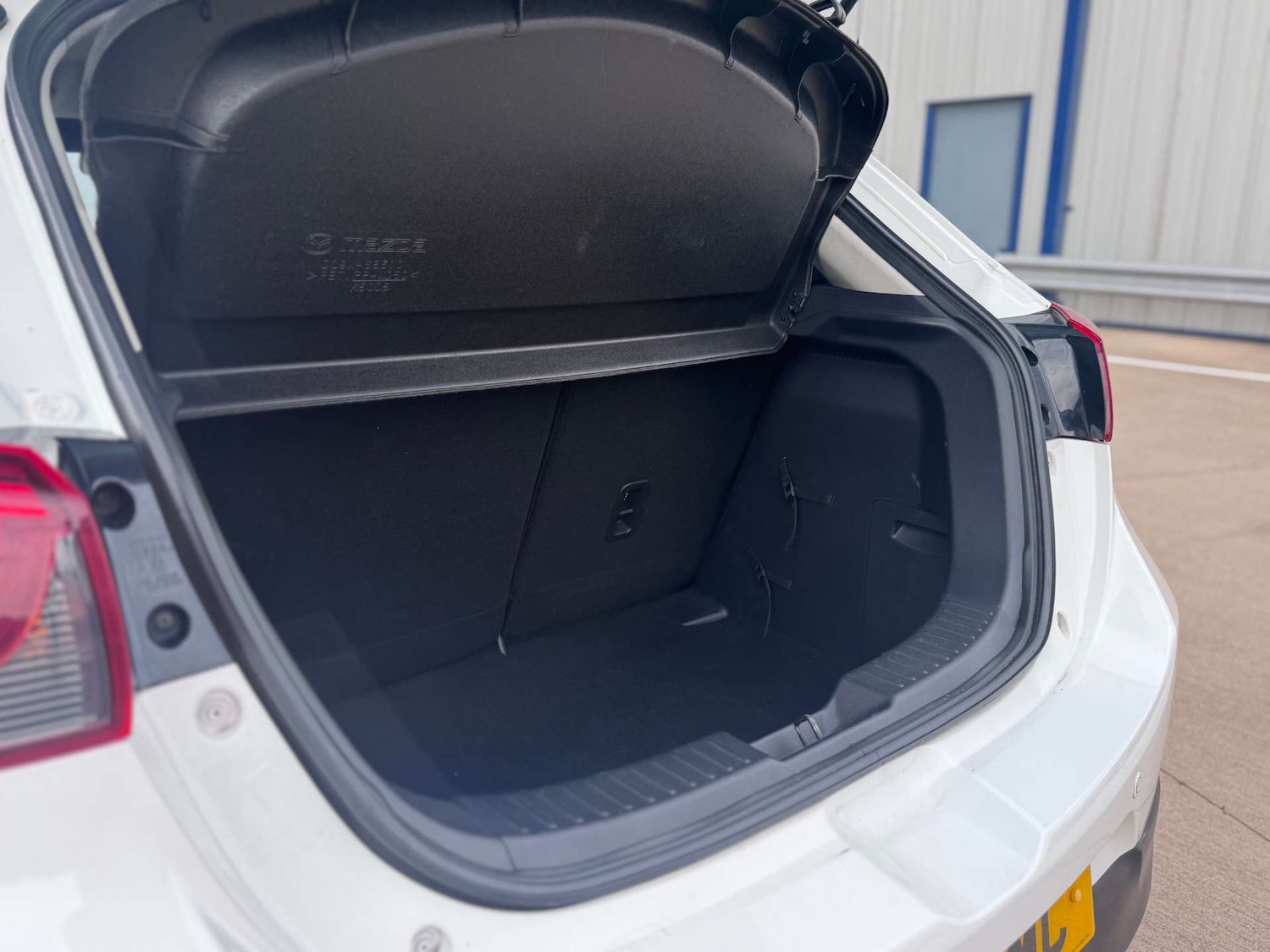 Used Mazda Mazda2 2015 for sale - 78183422: Photo 30