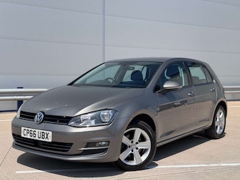 Used Volkswagen Golf 2017 for sale - 78590871: Photo