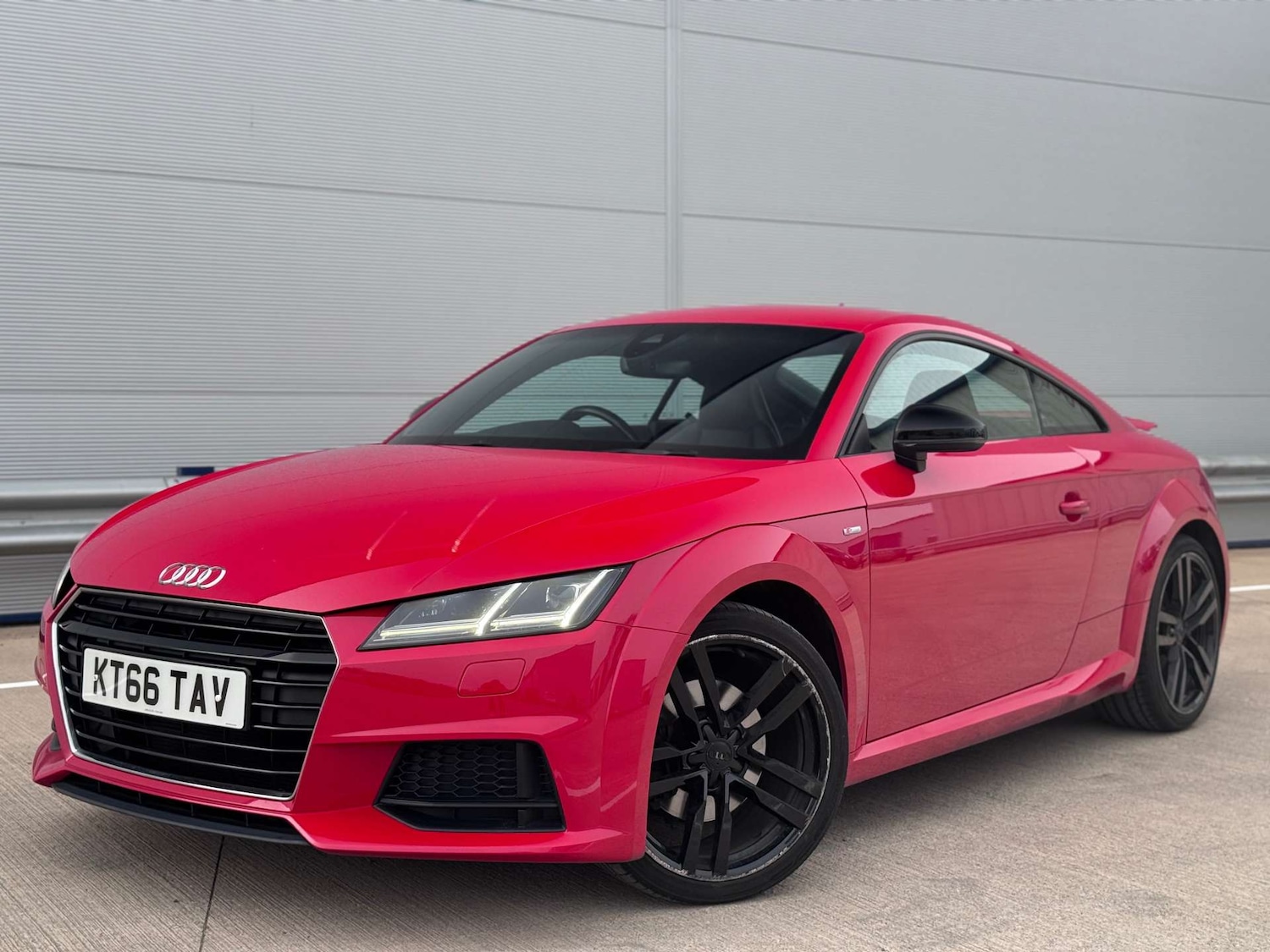 Used Audi TT 2017 for sale - 78015726: Photo 3