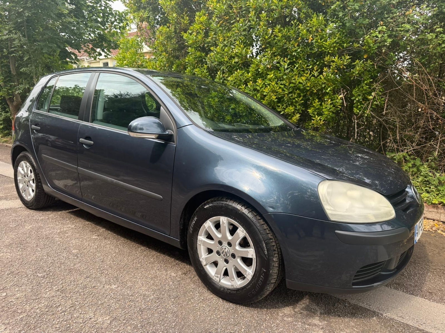 Used Volkswagen Golf 2005 for sale - 76608017: Photo 1