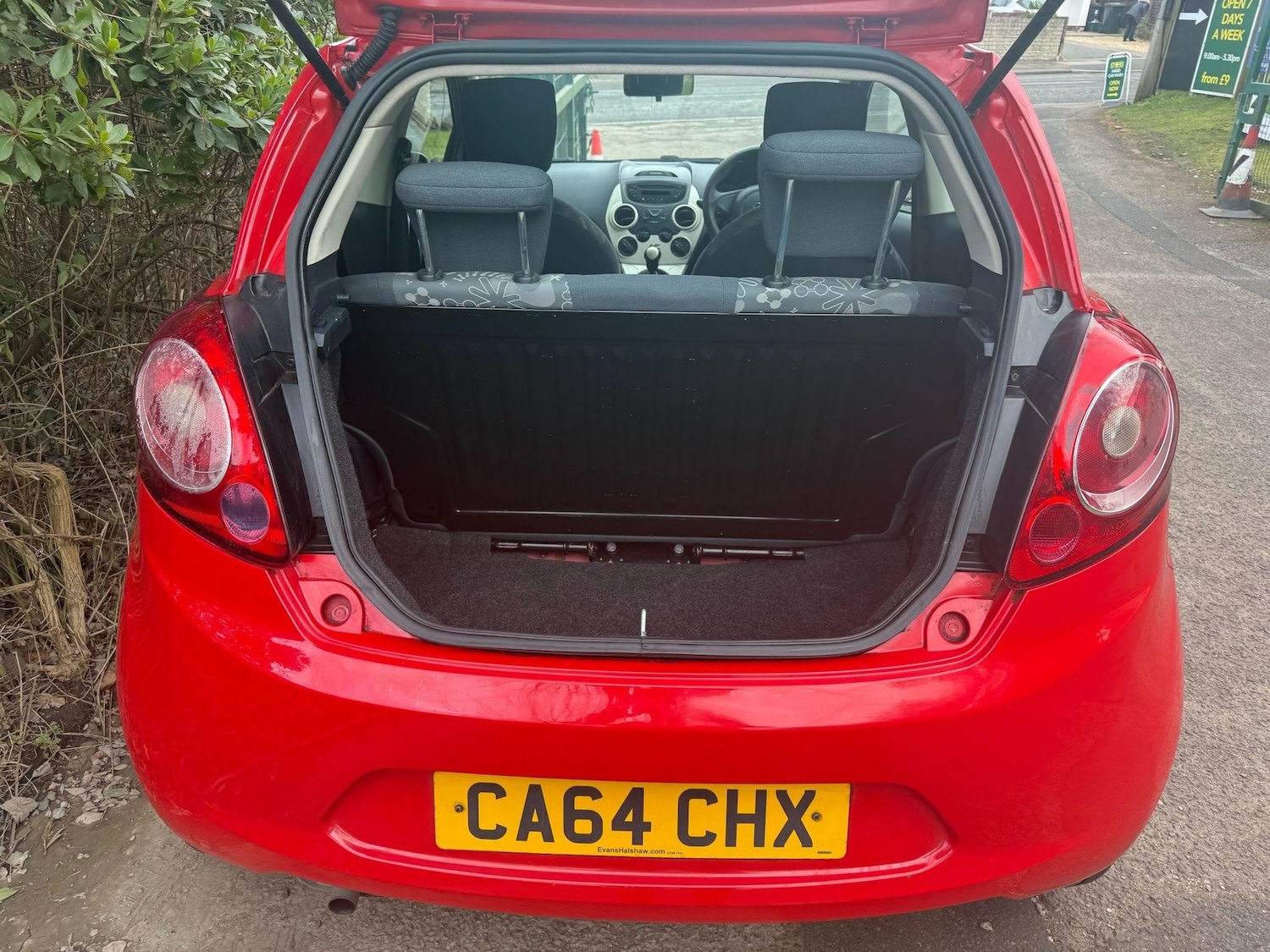 Used Ford Ka 2014 for sale - 76608193: Photo 11