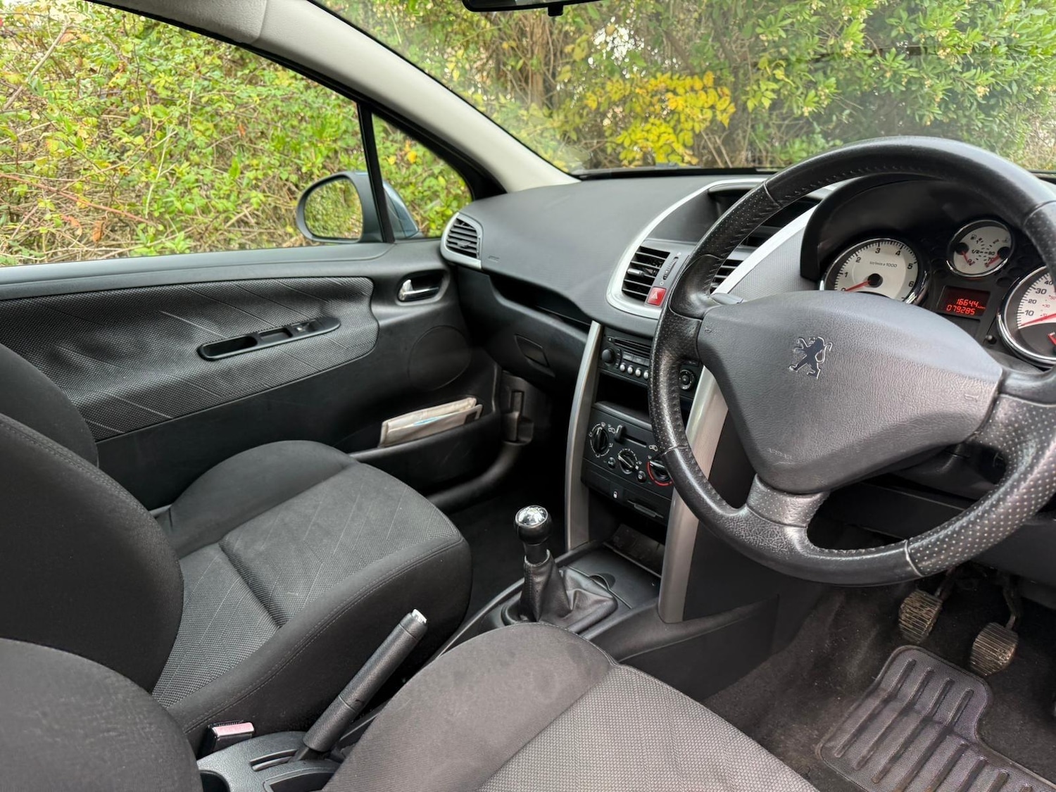 Used Peugeot 207 for sale - 76608517: Photo 9