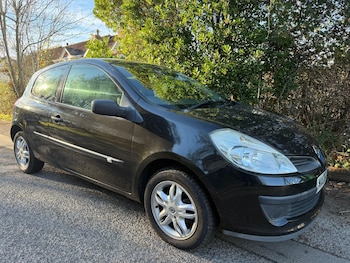 Used Renault Clio 2006 for sale - 76657080: Photo