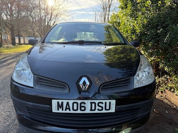 Used Renault Clio 2006 for sale - 76657080: Photo