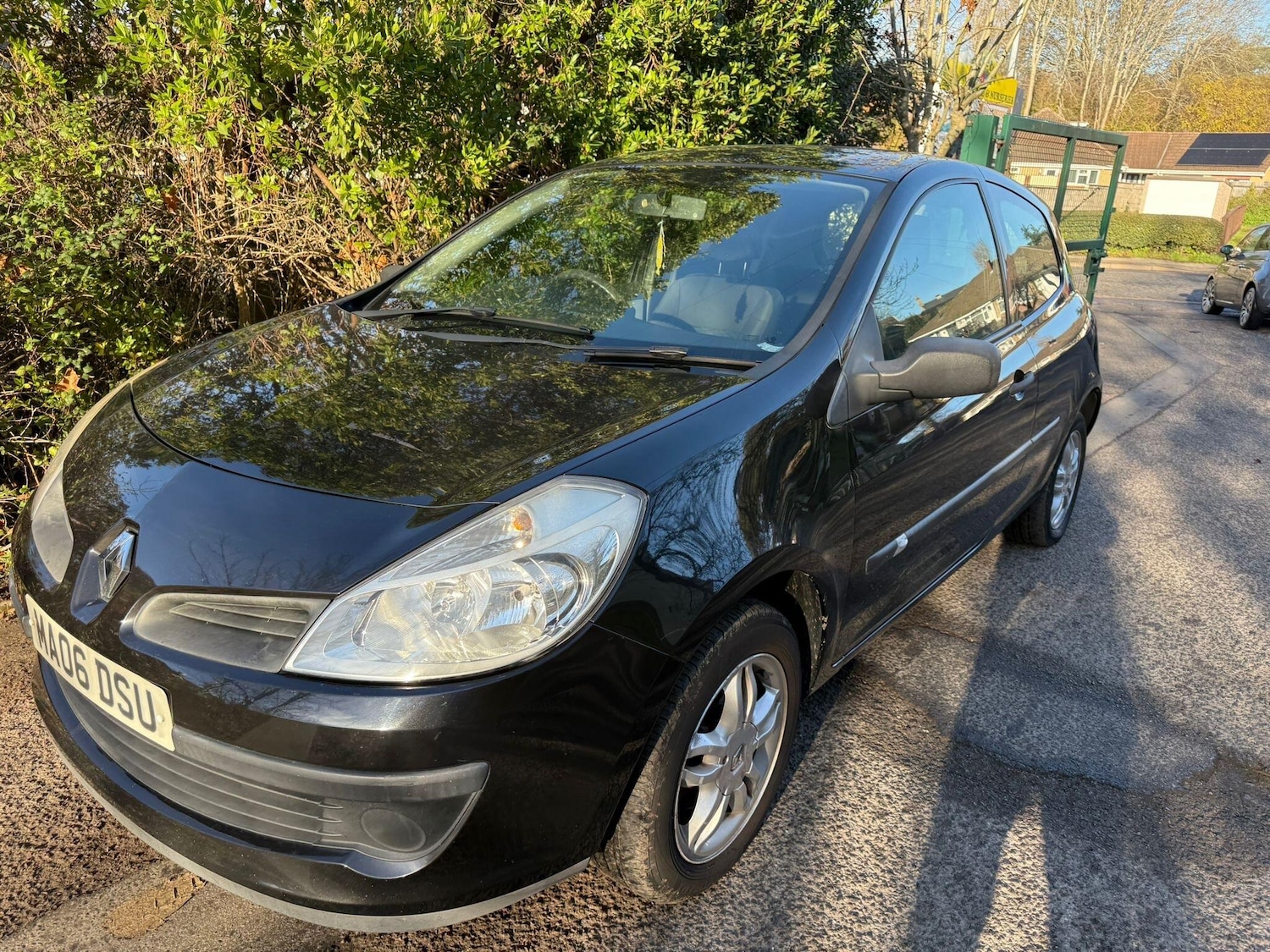 Used Renault Clio 2006 for sale - 76657080: Photo 3