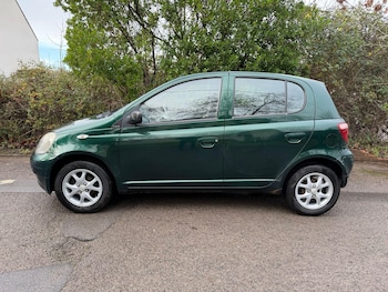 Used Toyota Yaris 2000 for sale - 76765525: Photo