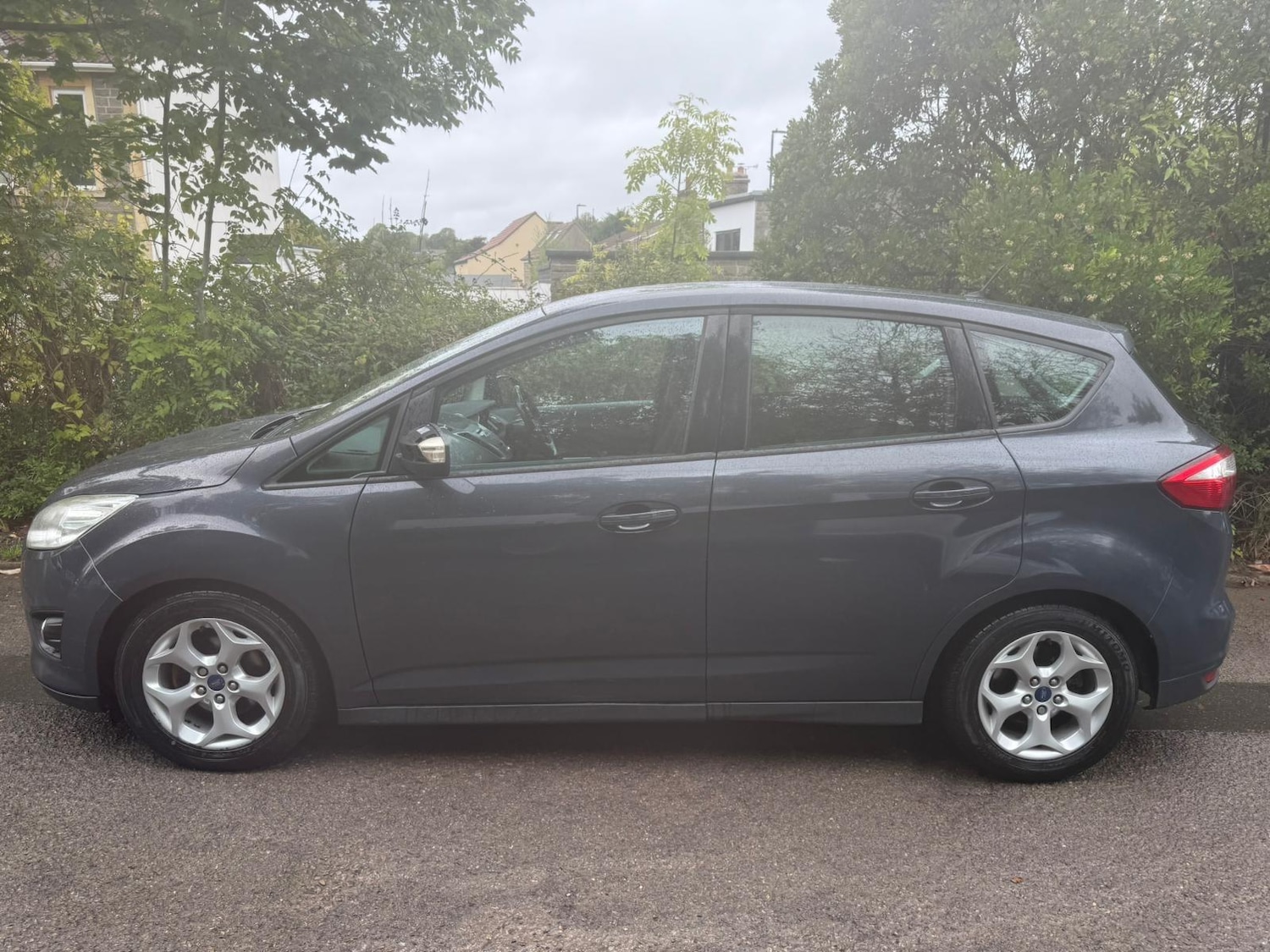 Used Ford C-Max 2013 for sale - 76608185: Photo 5