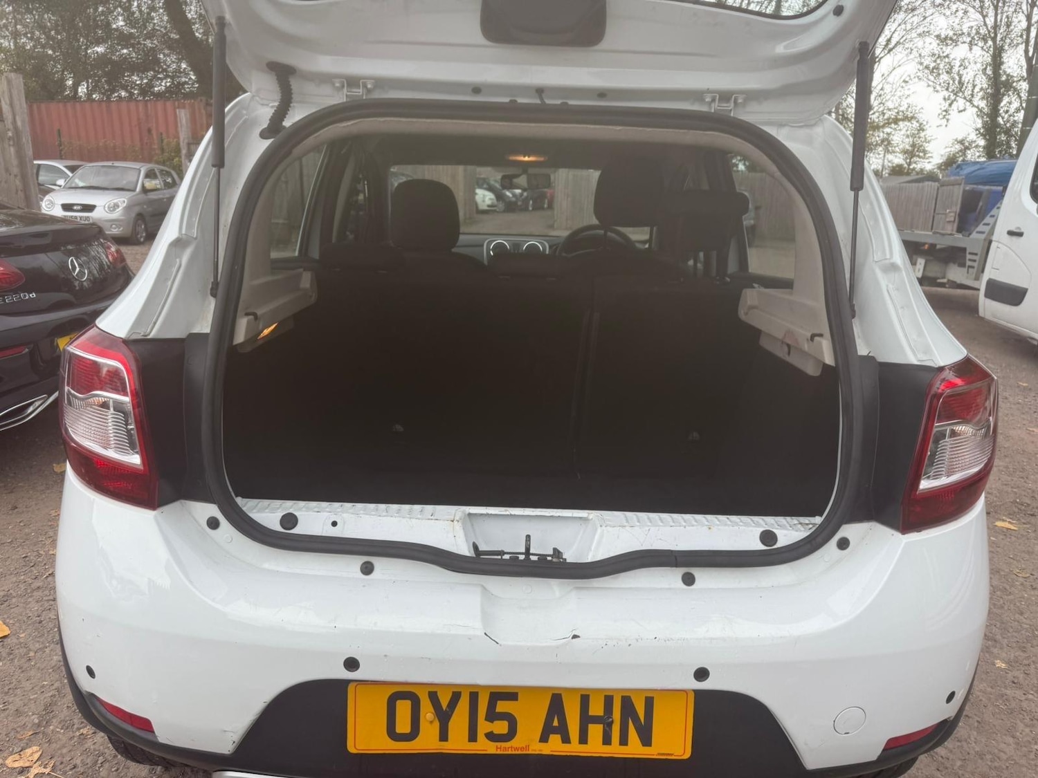 Used Dacia Sandero Stepway for sale - 76608529: Photo 6