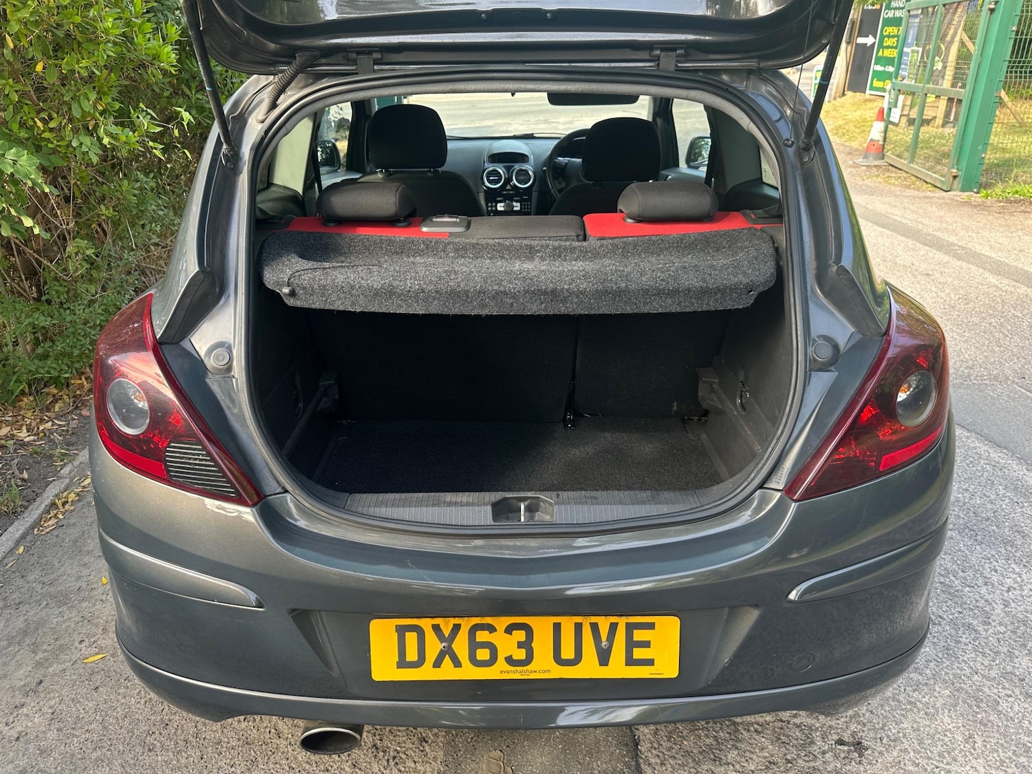 Used Vauxhall Corsa 2013 for sale - 76608037: Photo 12