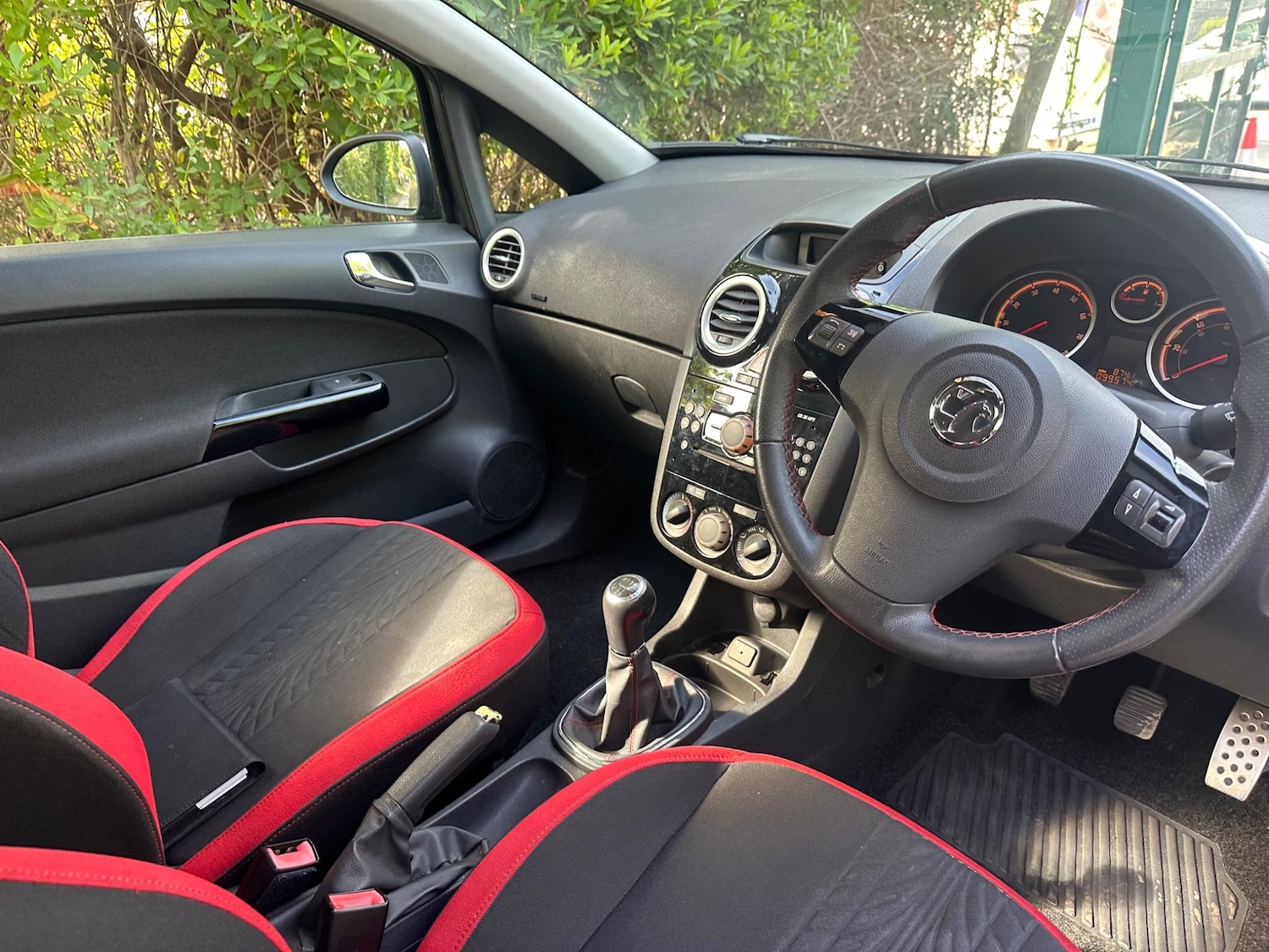 Used Vauxhall Corsa 2013 for sale - 76608037: Photo 9