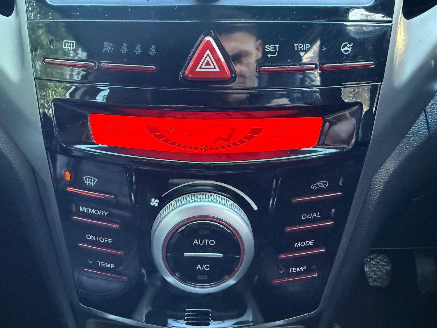 Used Ssangyong Tivoli for sale - 76608491: Photo 17