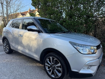 Used Ssangyong Tivoli 2016 for sale - 76608491: Photo