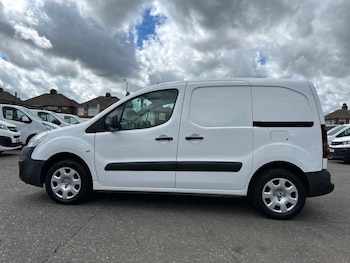 Used Peugeot Partner 2018 for sale - 78887705: Photo