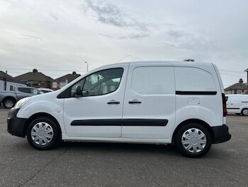 Used Citroen Berlingo 2018 for sale - 76496440: Photo