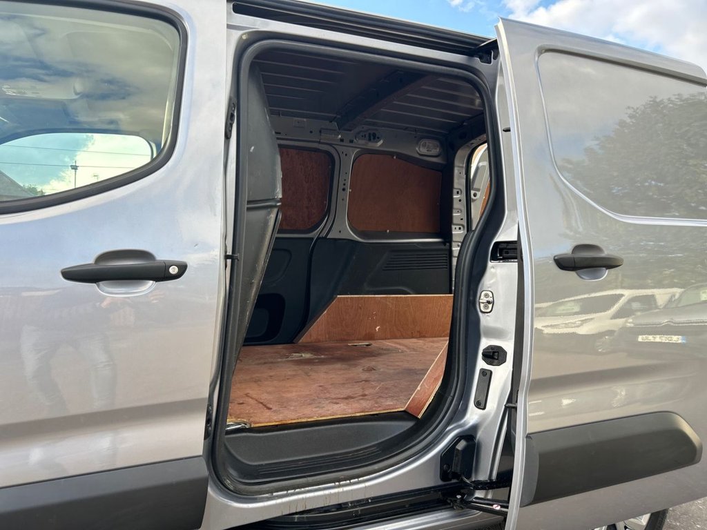 Used Citroen Berlingo 2020 for sale - 76345951: Photo 11