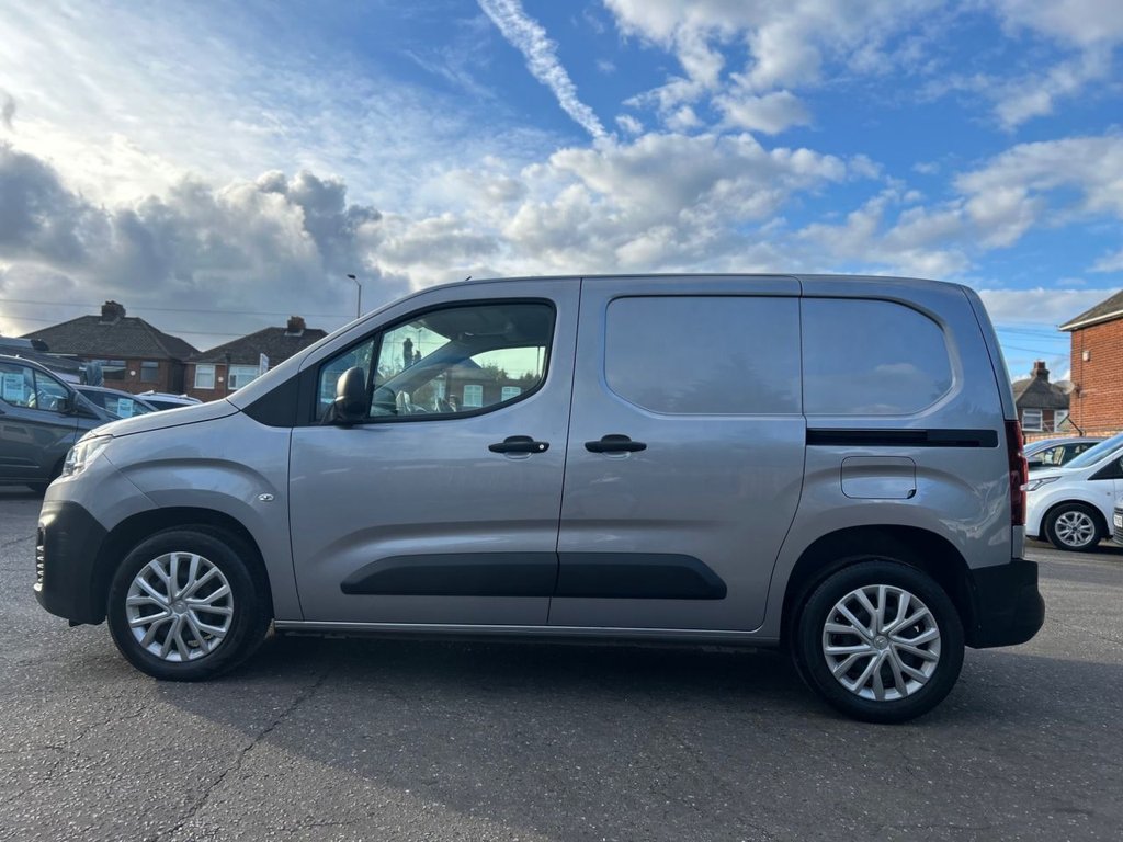 Used Citroen Berlingo 2020 for sale - 76345951: Photo 4