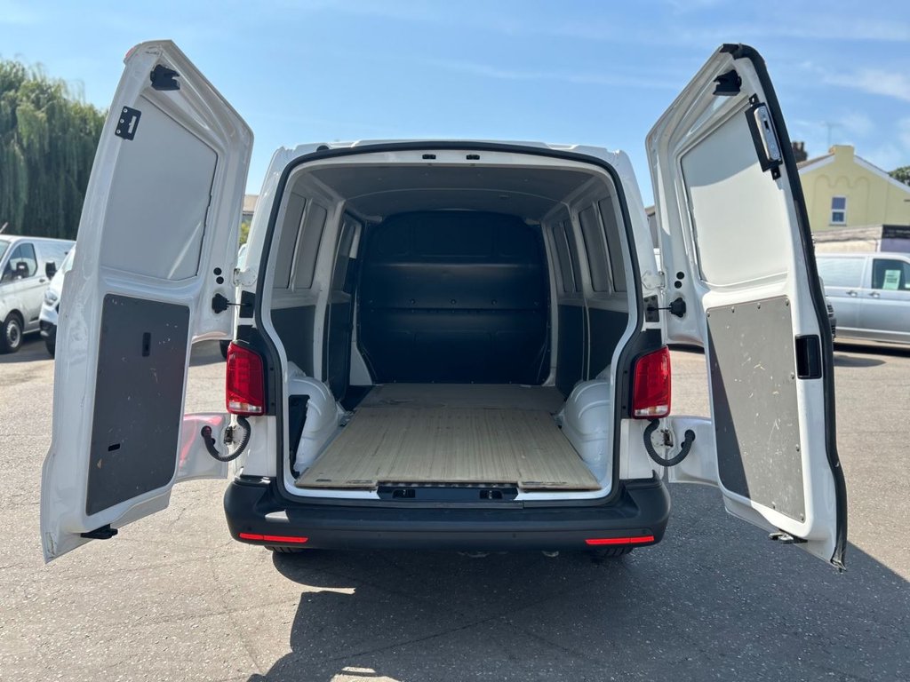Used Volkswagen Transporter 2023 for sale - 76527247: Photo 12