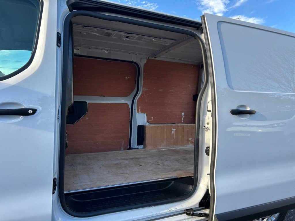 Used Citroen Dispatch 2022 for sale - 76820756: Photo 11