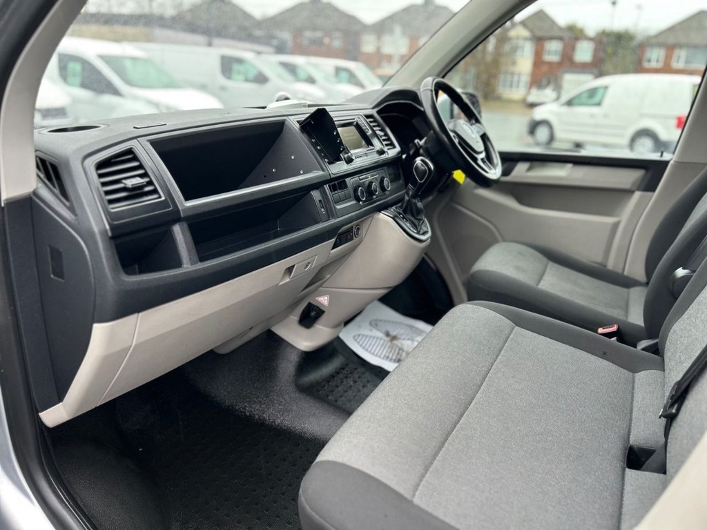 Used Volkswagen Transporter 2018 for sale - 77546978: Photo 10