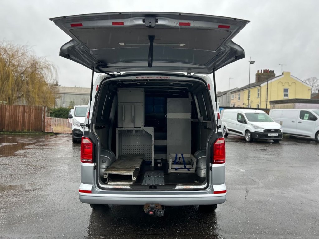 Used Volkswagen Transporter 2018 for sale - 77546978: Photo 12