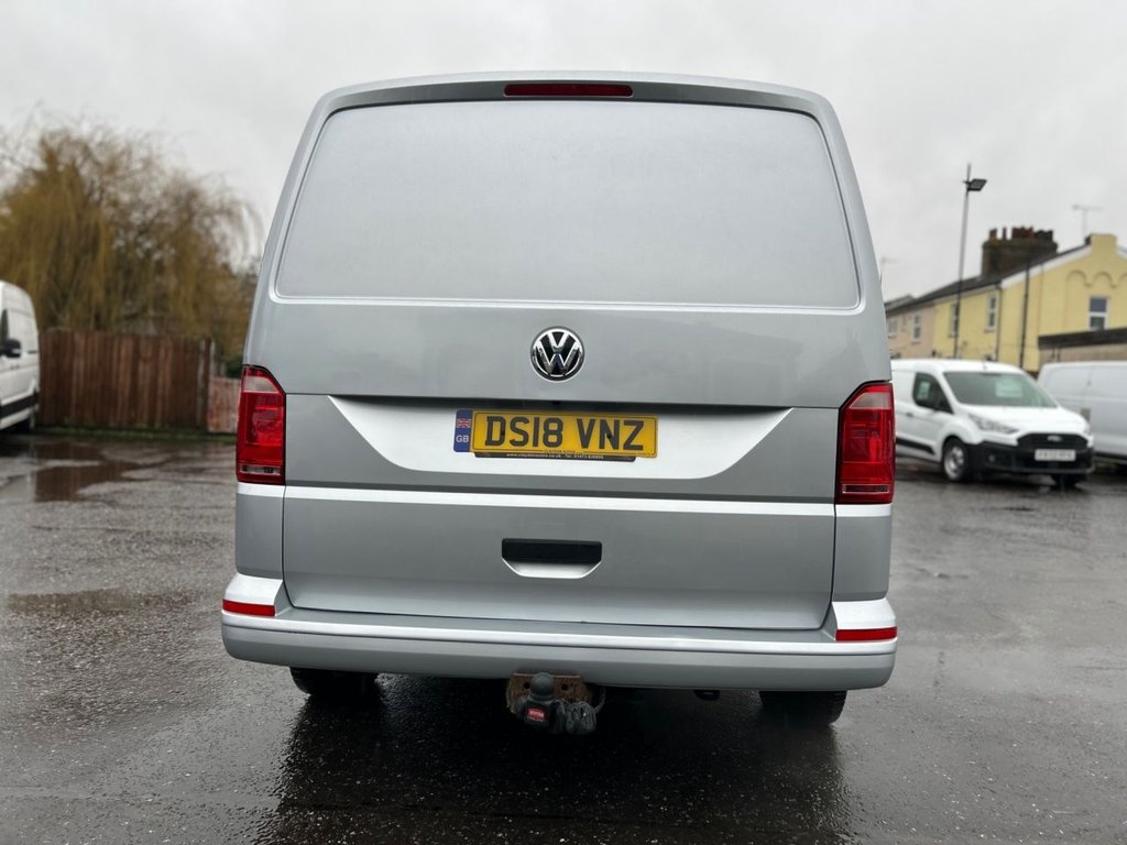 Used Volkswagen Transporter 2018 for sale - 77546978: Photo 6