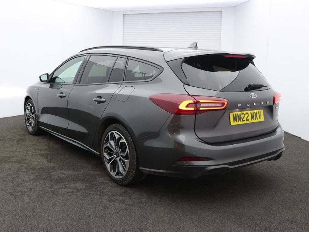 Used Ford Focus 2022 for sale - 76345614: Photo 2