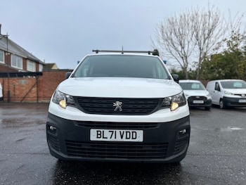 Used Peugeot Partner 2022 for sale - 76632608: Photo