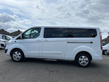 Used Ford Tourneo Custom 2019 for sale - 79612521: Photo