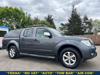2015 (15) - 2.5dCi TEKNA D/CAB 4dr AUTO 4WD *NO VAT* 12 SERVICES *NO VAT*