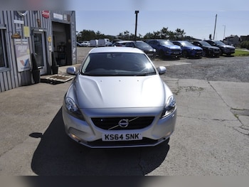 Used Volvo V40 2015 for sale - 75559706: Photo
