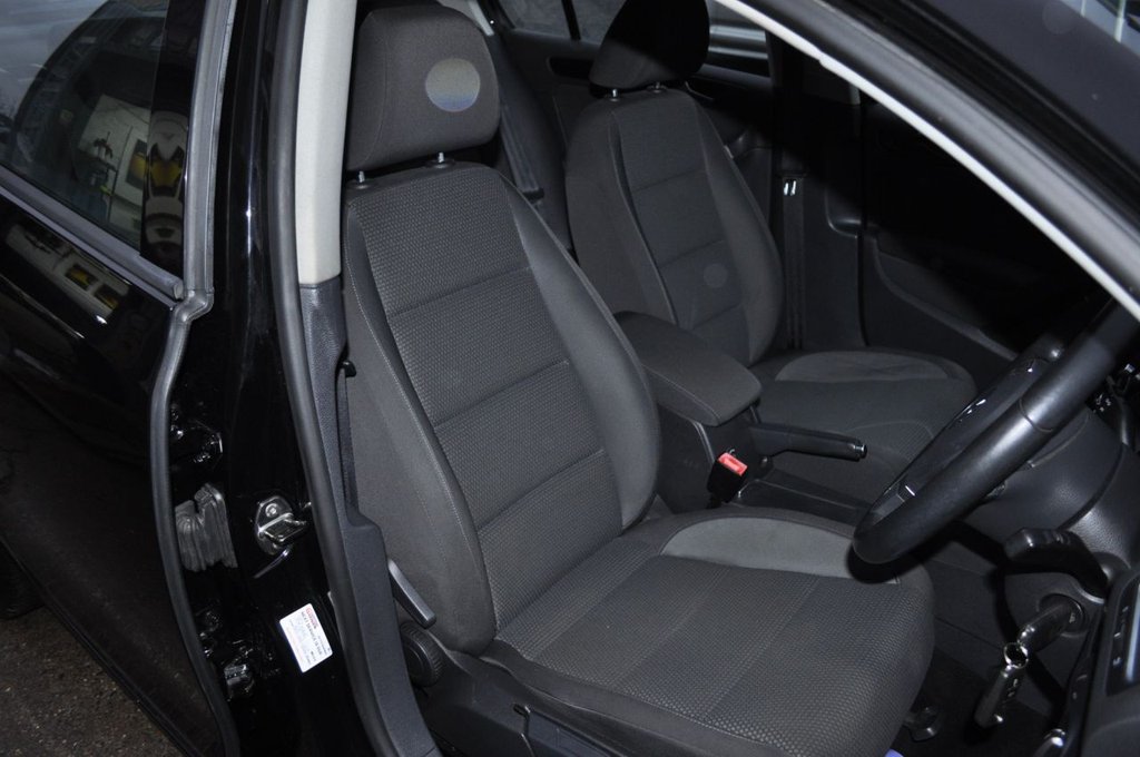 Used Volkswagen Golf 2011 for sale - 77027385: Photo 10