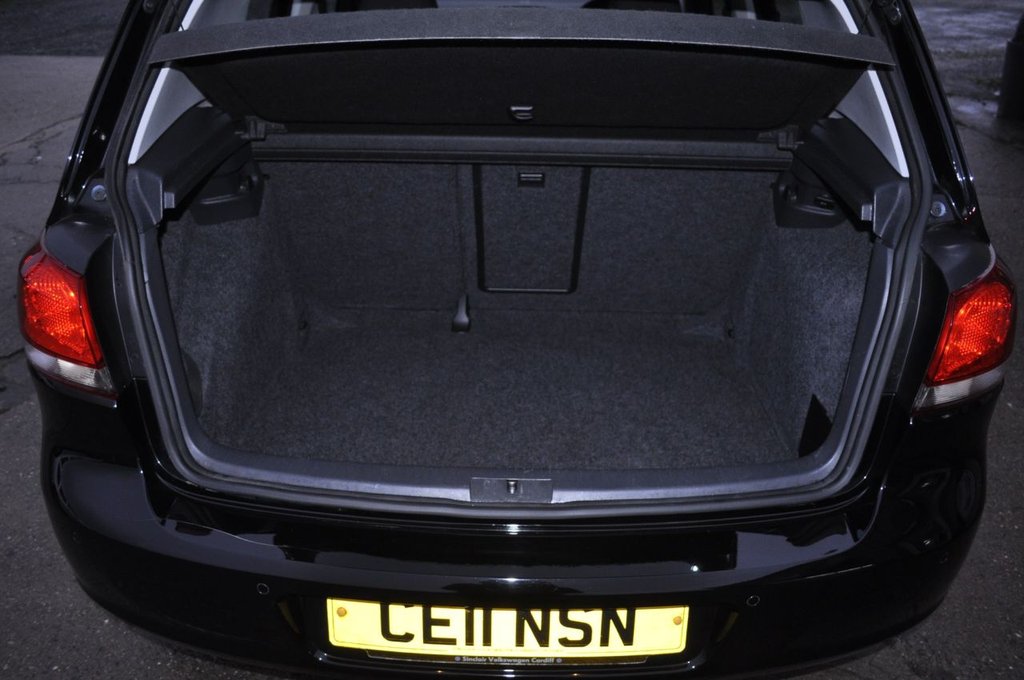 Used Volkswagen Golf 2011 for sale - 77027385: Photo 7