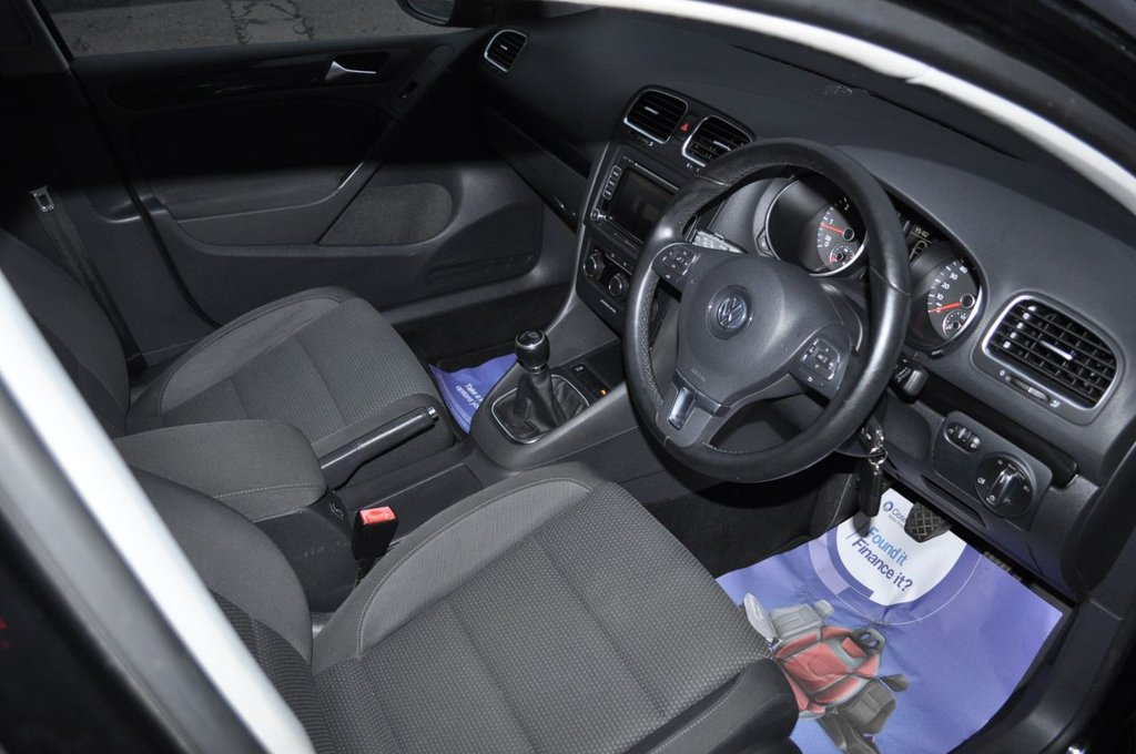 Used Volkswagen Golf 2011 for sale - 77027385: Photo 9