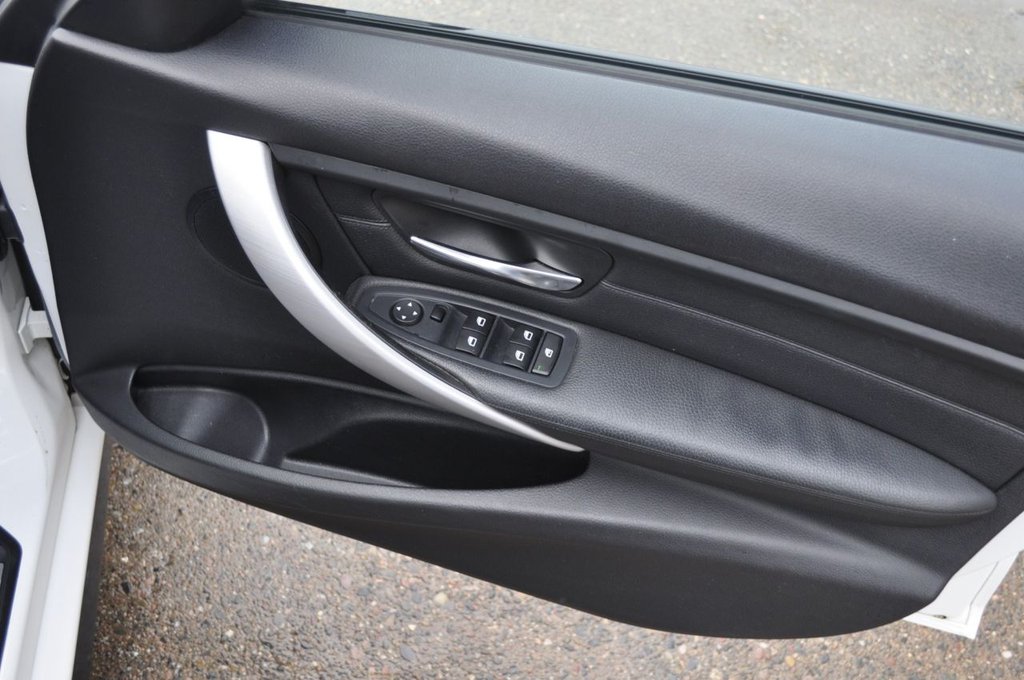 Used BMW 3 Series 2015 for sale - 77384638: Photo 14