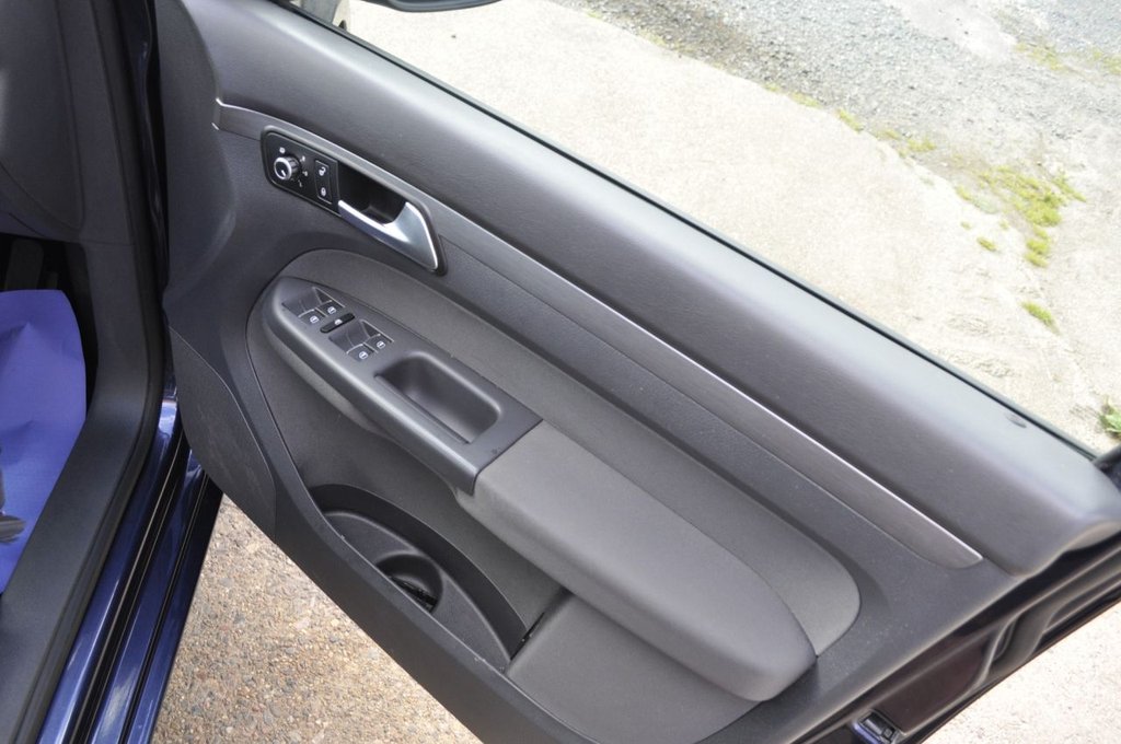 Used Volkswagen Touran 2013 for sale - 76386725: Photo 10