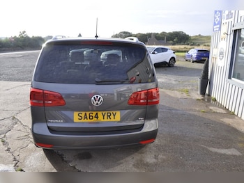 Used Volkswagen Touran 2014 for sale - 75565078: Photo