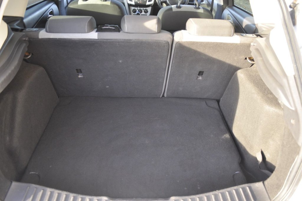 Used Ford Focus 2012 for sale - 76783935: Photo 13