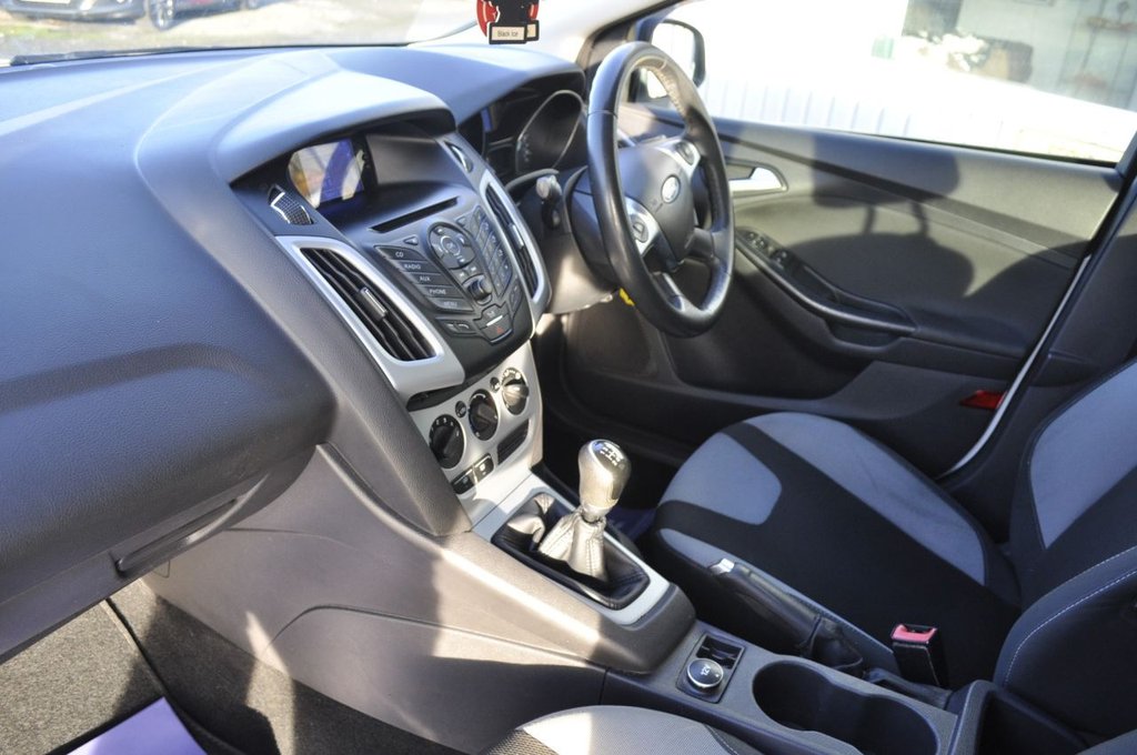 Used Ford Focus 2012 for sale - 76783935: Photo 7