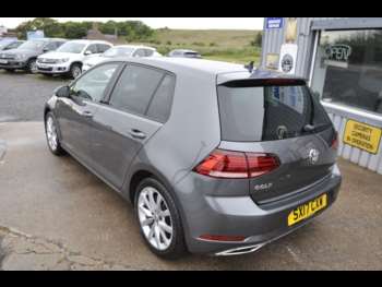 Used Volkswagen Golf 2017 for sale - 75122037: Photo