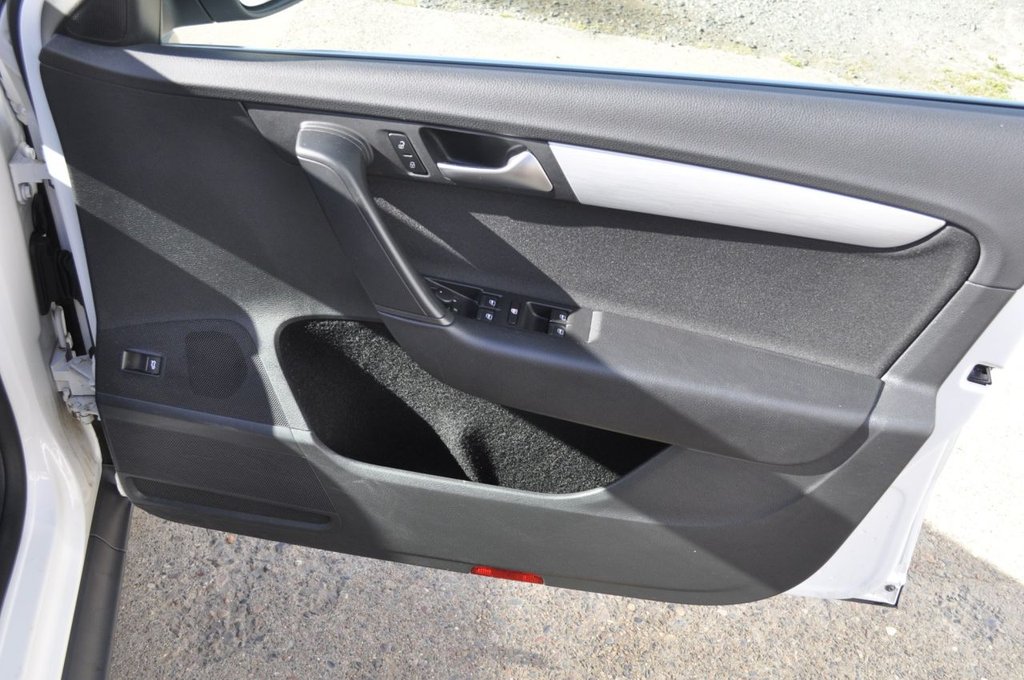 Used Volkswagen Passat 2014 for sale - 76386730: Photo 11