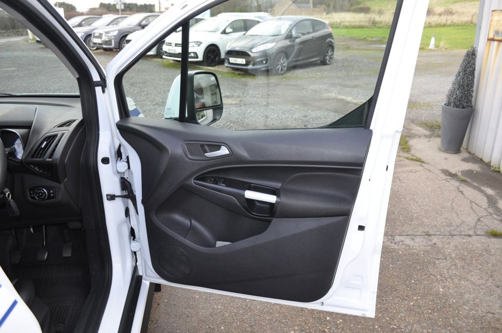 Used Ford Transit Connect 2017 for sale - 76821123: Photo 14
