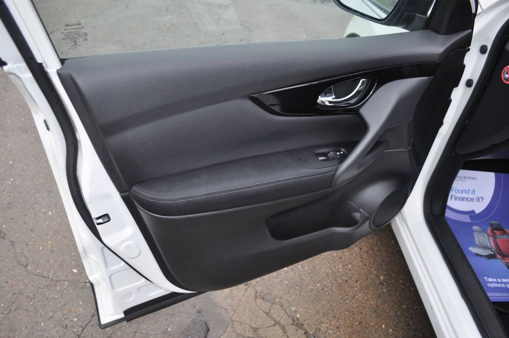 Used Nissan Qashqai 2016 for sale - 77356458: Photo 7