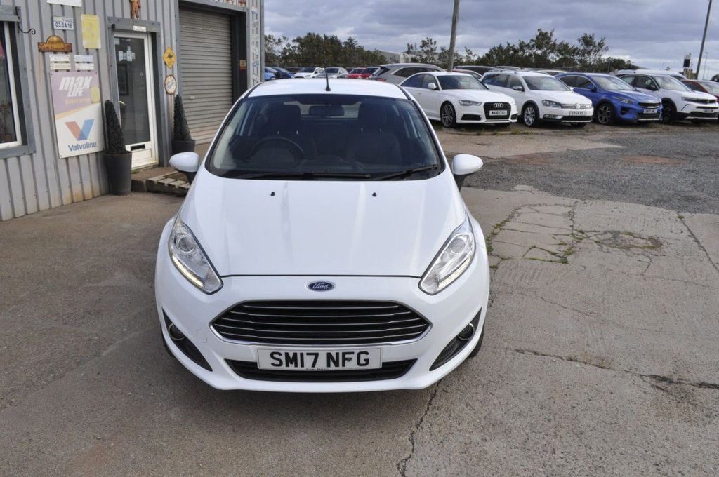 Used Ford Fiesta 2017 for sale - 76386722: Photo 2