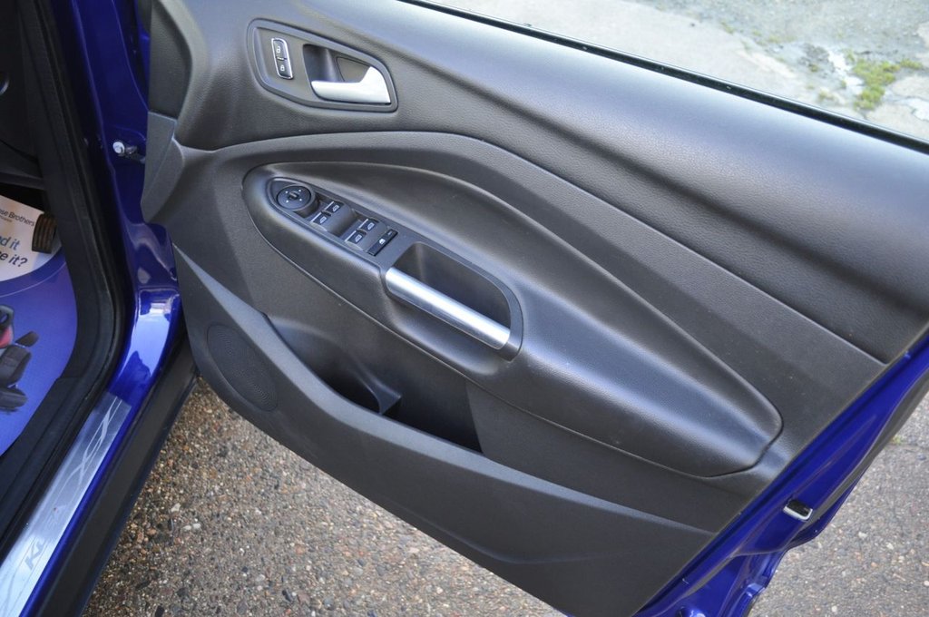 Used Ford Kuga 2015 for sale - 76901177: Photo 10