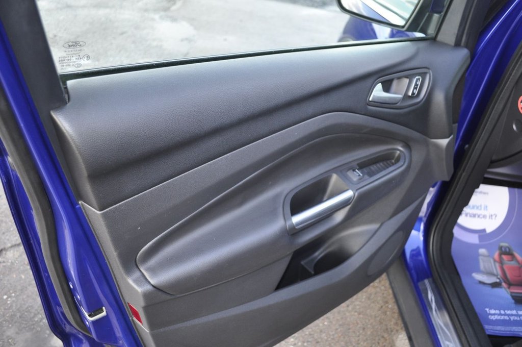 Used Ford Kuga 2015 for sale - 76901177: Photo 7