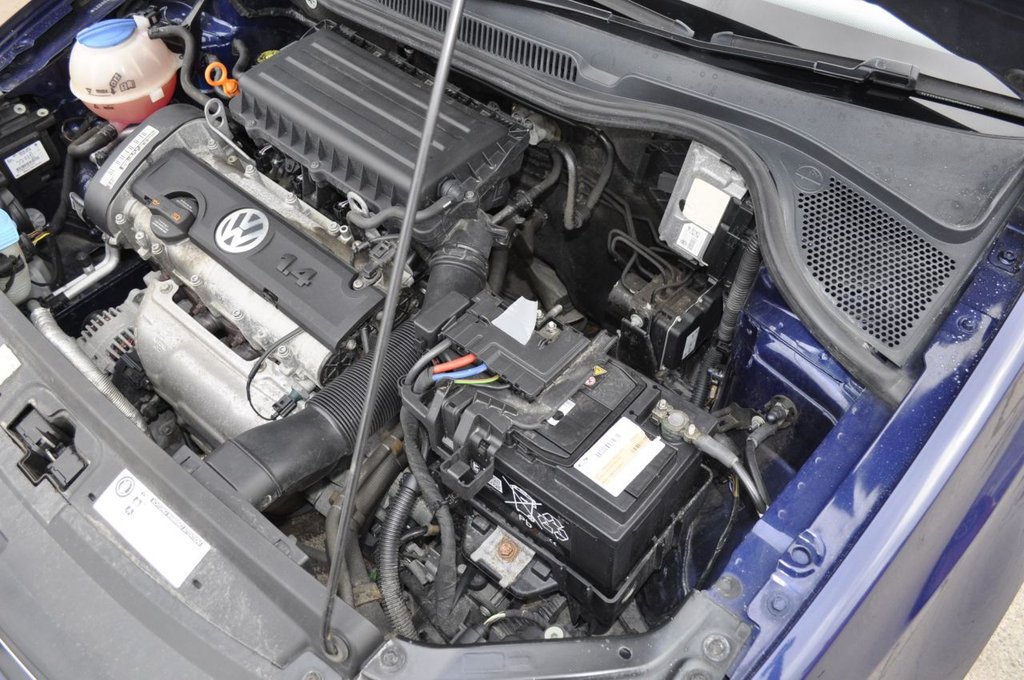 Used Volkswagen Polo 2010 for sale - 77594693: Photo 15