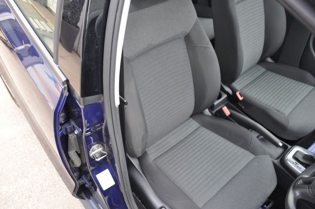 Used Volkswagen Polo 2010 for sale - 77594693: Photo 9