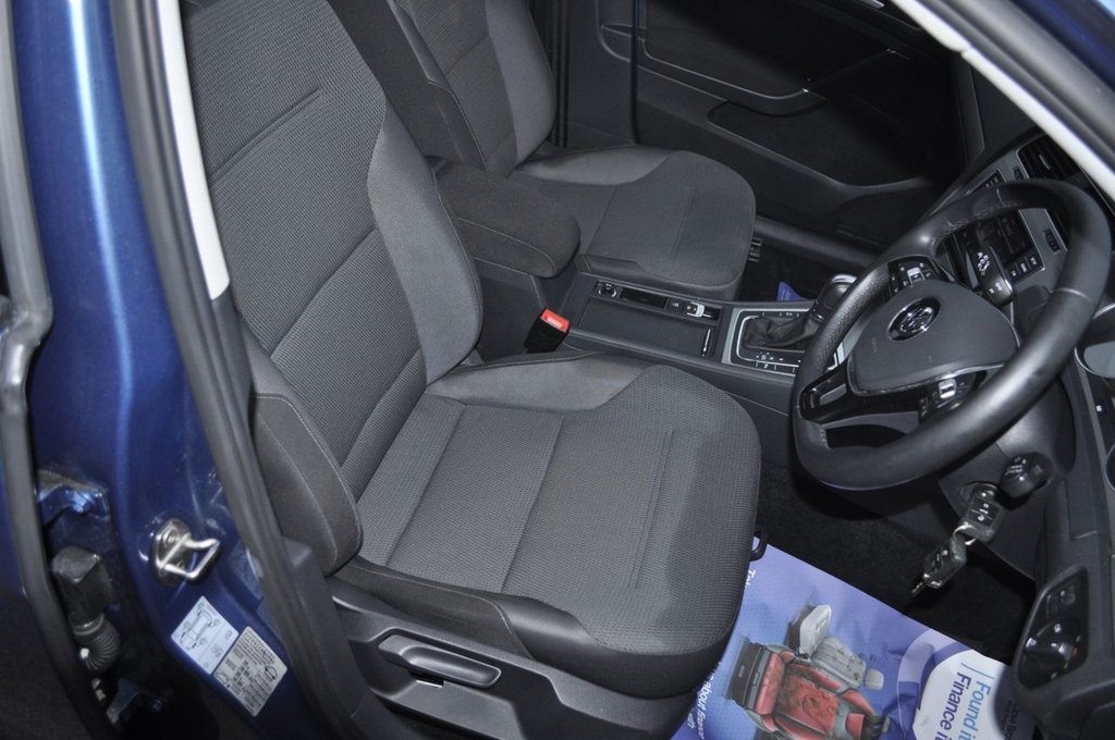 Used Volkswagen Golf 2014 for sale - 76496358: Photo 11