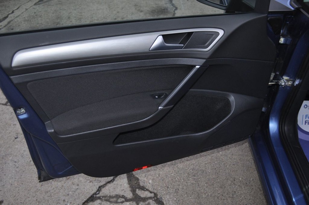 Used Volkswagen Golf 2014 for sale - 76496358: Photo 7