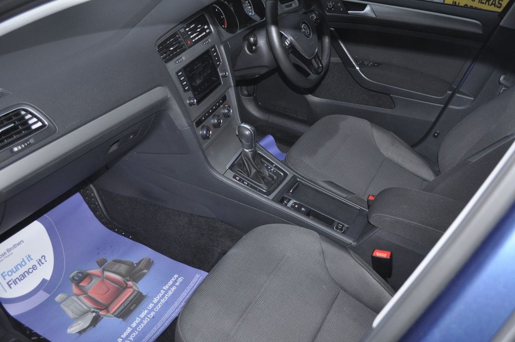 Used Volkswagen Golf 2014 for sale - 76496358: Photo 8